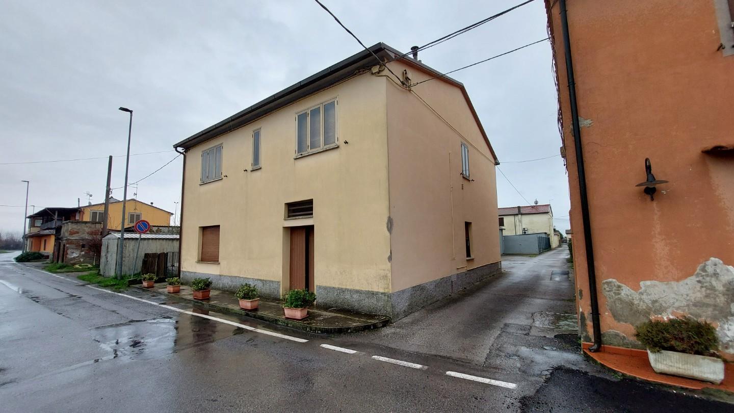 Casa singola in vendita a Latignano - Cascina