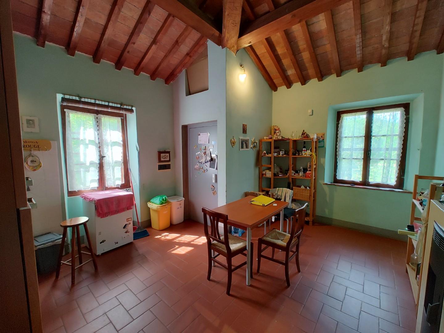 Casale in vendita a Fauglia | Agenzia Toscana Immobiliare