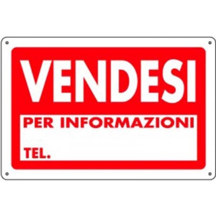 Locale comm.le/Fondo in vendita a Pisa