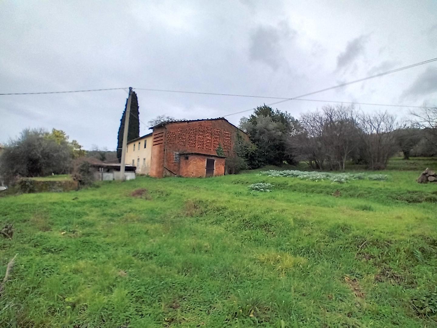 Casale in vendita a Pescia