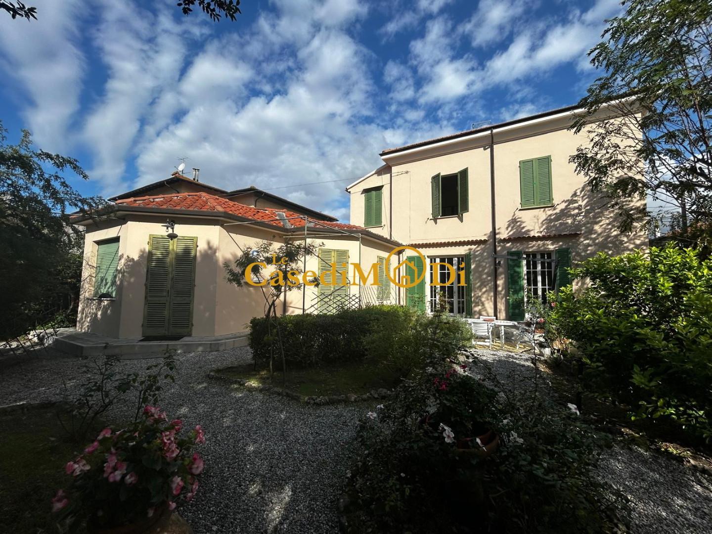 Villa in vendita a Pisa