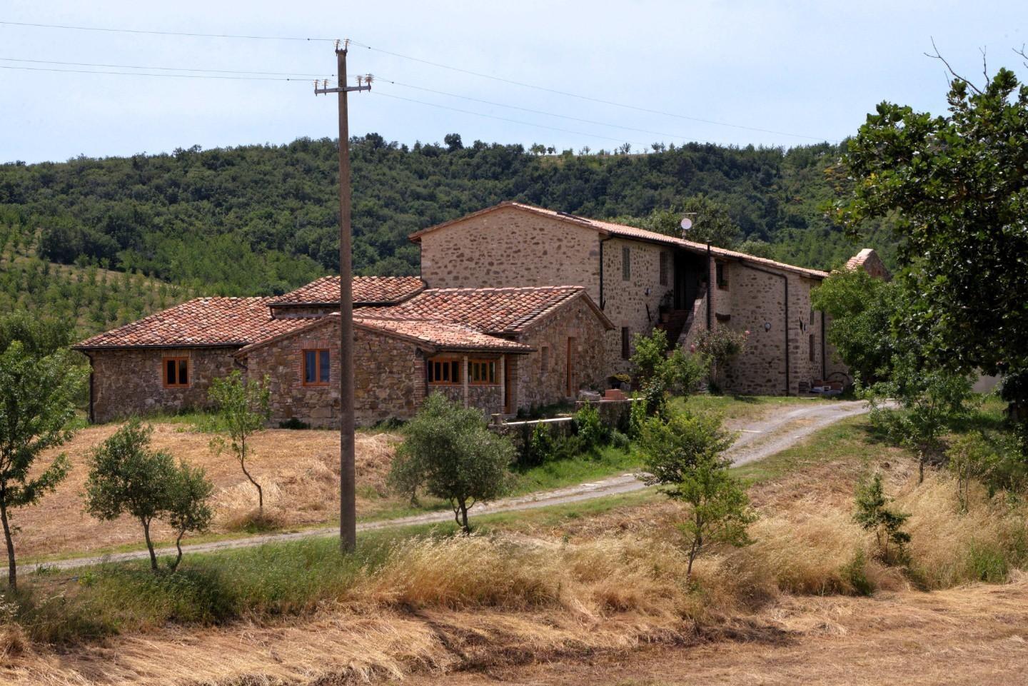 Casale in vendita a Casole d'Elsa