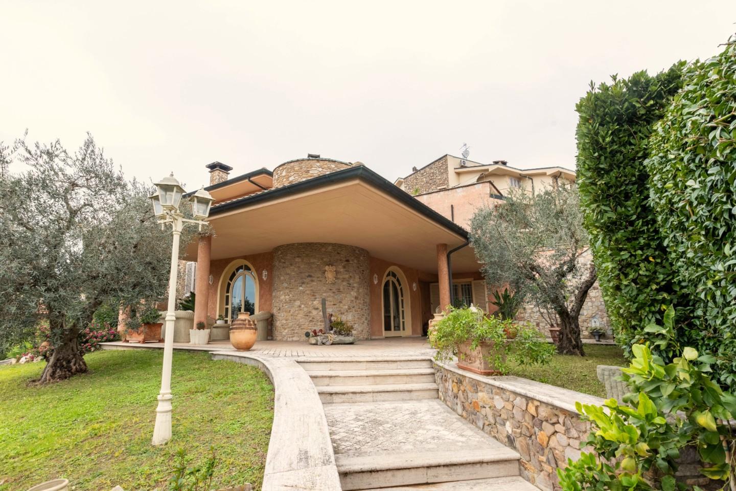 Villa in vendita a San Miniato