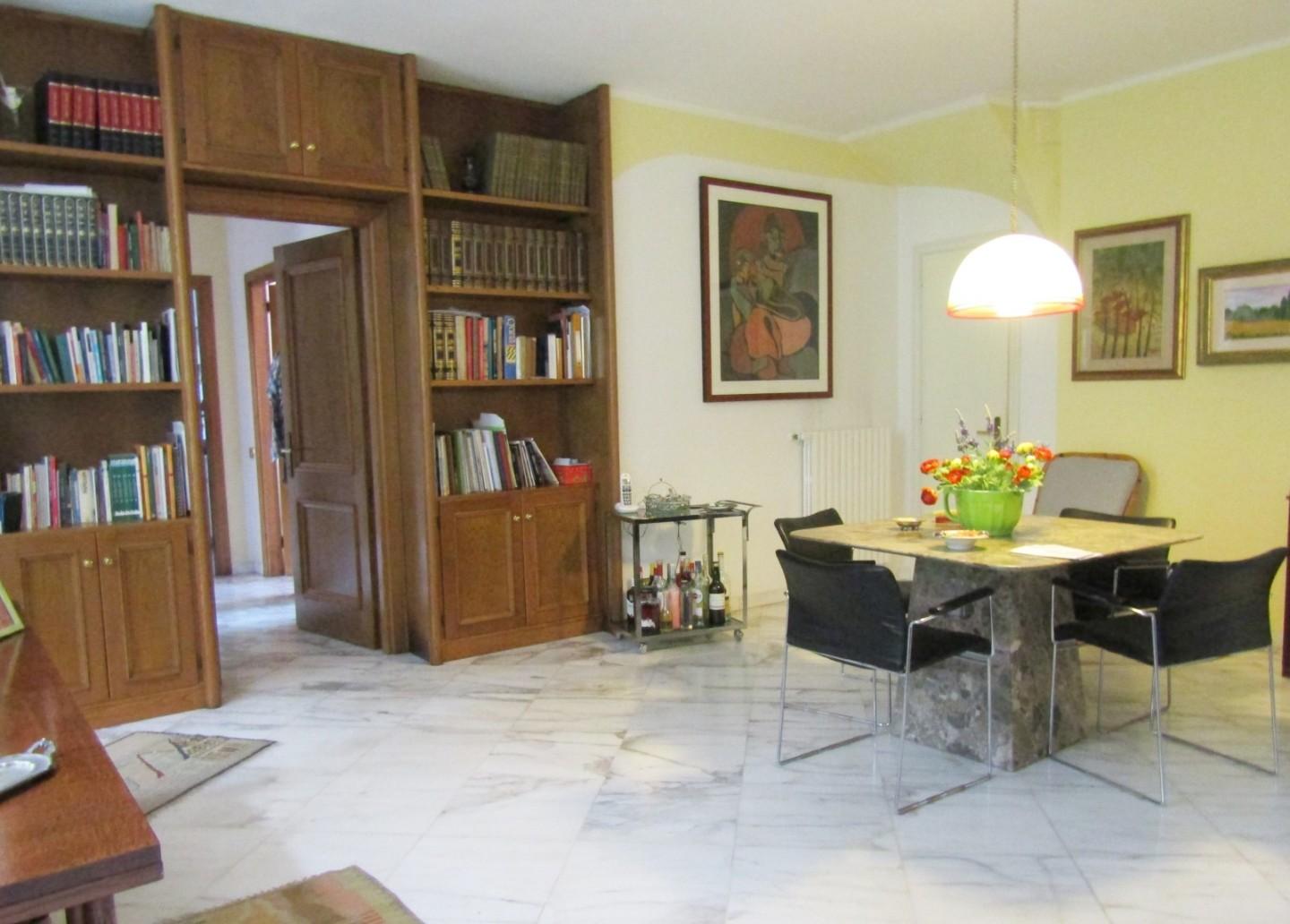 Villa - Avenza, Carrara (8/58)