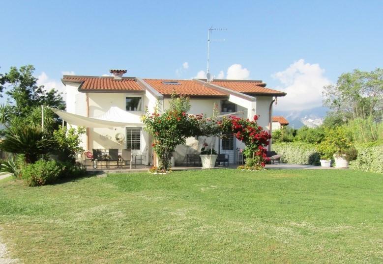 Villa - Marina Di Carrara, Carrara (33/44)