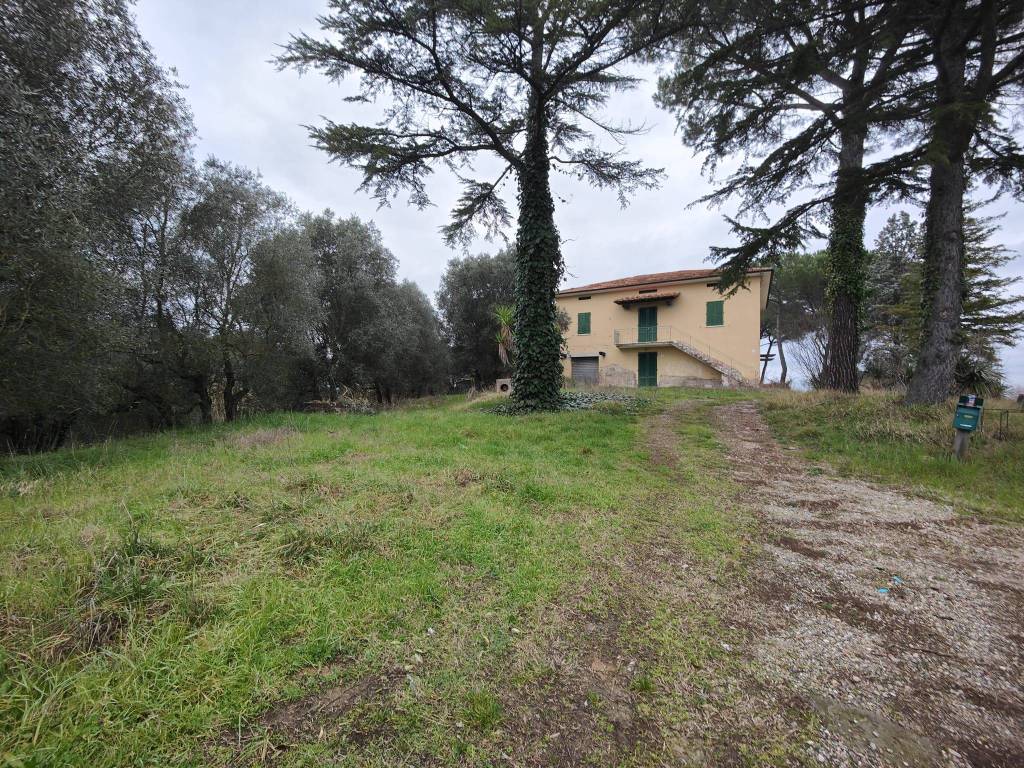 Villa in vendita a Fucecchio