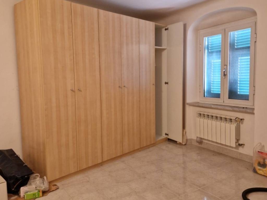 Bilocale in vendita a Genova, Via Renato Quartini