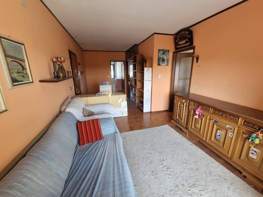Trilocale in vendita a Casale Monferrato, Via Cardinale Guglielmo Massaia