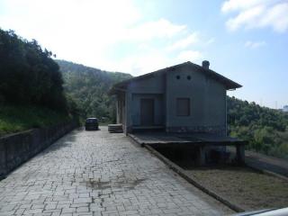 Casa indipendente in vendita a Ponzano Superiore, Santo Stefano Di Magra (SP)