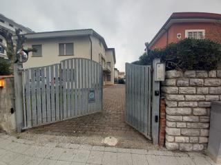 Appartamento in vendita a Lido Di Camaiore, Camaiore (LU)