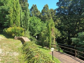 Rustico in vendita a Orbicciano, Camaiore (LU)