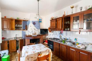 Casa semi-indipendente in vendita a Solaio, Pietrasanta (LU)