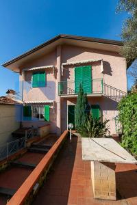 Casa semi-indipendente in vendita a Solaio, Pietrasanta (LU)