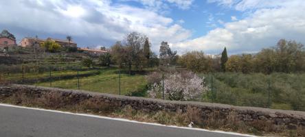 Terreno agricolo in vendita a Presa, Piedimonte Etneo (CT)