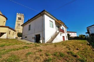 Casa indipendente in vendita a Cascine, Buti (PI)