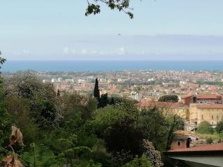 Casa indipendente in vendita a Massa (MS)