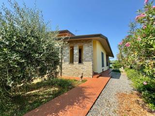 Casa indipendente in vendita a Casciana Terme Lari (PI)