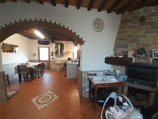 Casa semi-indipendente in vendita a Orentano, Castelfranco Di Sotto (PI)