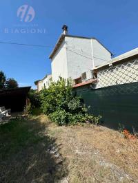 Porzione di casa in vendita a Tonfano, Pietrasanta (LU)