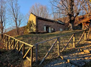 Baita/Chalet/Trullo/Stazzo in vendita a Versurone, Fiumalbo (MO)