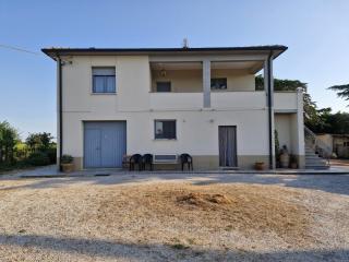 Casa indipendente in vendita a Campiglia Marittima (LI)