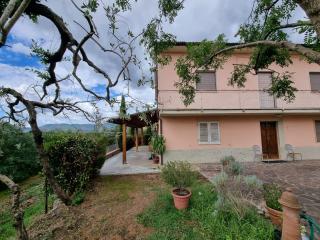 Casa indipendente in vendita a Falorni, Santa Maria A Monte (PI)