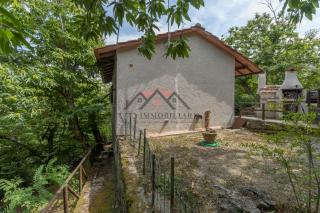 Casa indipendente in vendita a Castelnuovo Di Val Di Cecina (PI)