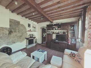 Casa indipendente in vendita a Capriglia, Pietrasanta (LU)