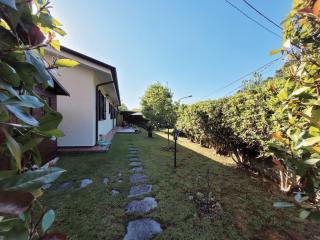 Casa indipendente in vendita a Capriglia, Pietrasanta (LU)