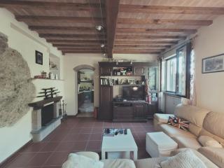 Casa indipendente in vendita a Capriglia, Pietrasanta (LU)