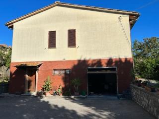 Casa indipendente in vendita a Siena (SI)