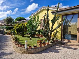 Casa indipendente in vendita a Piombino (LI)