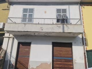 Casa semi-indipendente in vendita a Avenza, Carrara (MS)