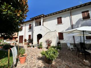 Casa indipendente in vendita a Pietrasanta (LU)