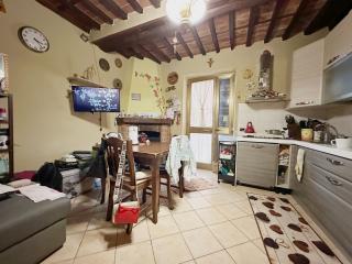 Casa semi-indipendente in vendita a Badia Pozzeveri, Altopascio (LU)