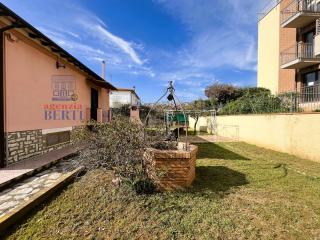 Casa indipendente in vendita a Rosignano Solvay, Rosignano Marittimo (LI)