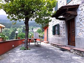 Casa indipendente in vendita a Ruota, Capannori (LU)