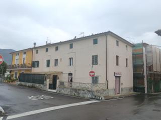 Appartamento in vendita a La Corte, Calci (PI)