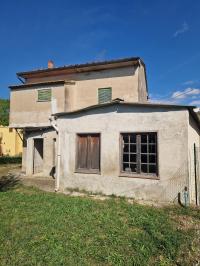 Casa indipendente in vendita a Perignano, Casciana Terme Lari (PI)