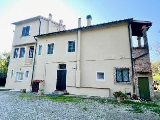 Porzione di casa in vendita a Treggiaia, Pontedera (PI)