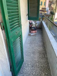 Porzione di casa in vendita a Gragnana, Carrara (MS)