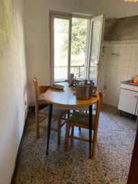 Porzione di casa in vendita a Gragnana, Carrara (MS)