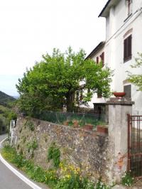 Casa semi-indipendente in vendita a Santa Maria Del Giudice, Lucca (LU)