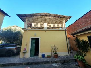 Casa semi-indipendente in vendita a Segromigno In Monte, Capannori (LU)