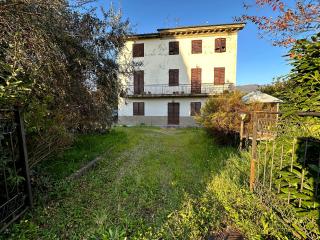 Casa indipendente in vendita a Marlia, Capannori (LU)