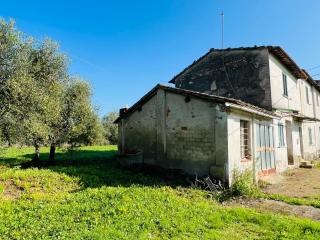 Colonica in vendita a Santa Maria A Monte (PI)