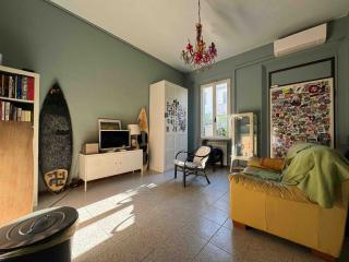 Porzione di casa in vendita a Lido Di Camaiore, Camaiore (LU)