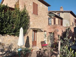 Casa semi-indipendente in vendita a Sant'andrea A Montecchio, Siena (SI)