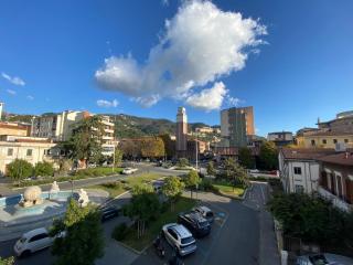 Appartamento in vendita a Centro, Massa (MS)