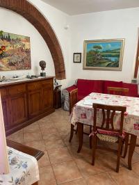 Porzione di casa in vendita a Bonascola, Carrara (MS)